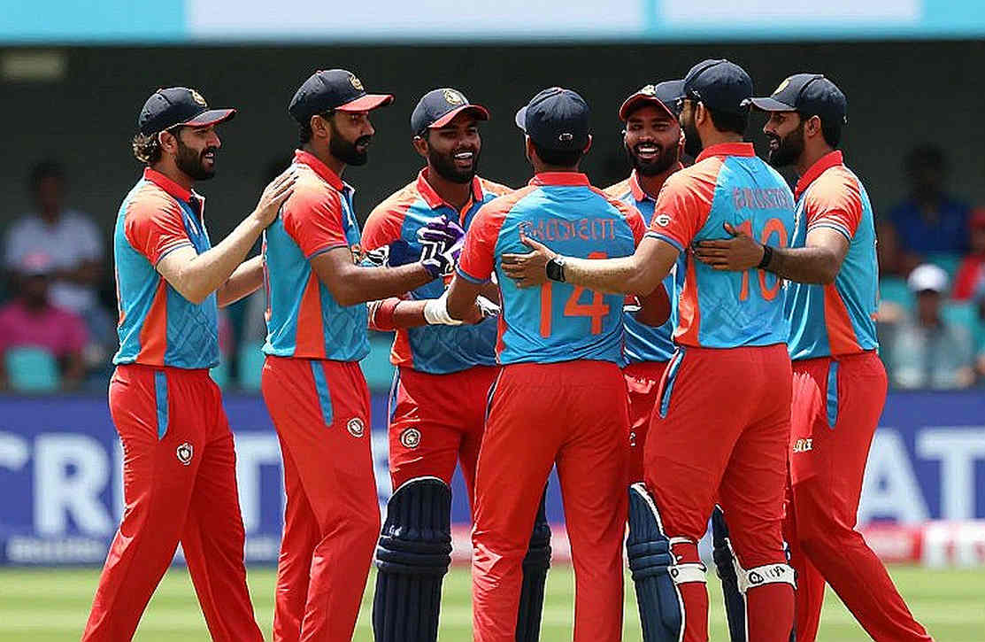 স্টার্কের ৬/৭২: নিউল্যান্ডসে একটি কোণ, একটি হিসাব আর ১২৬ রানে নয় উইকেটের ধস