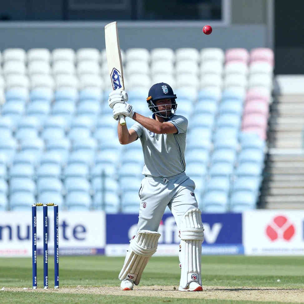 তিন ইমপোর্টের অভিষেক, চোটের ছায়ায় হোবার্টের শিরোপা-রক্ষার শুরু