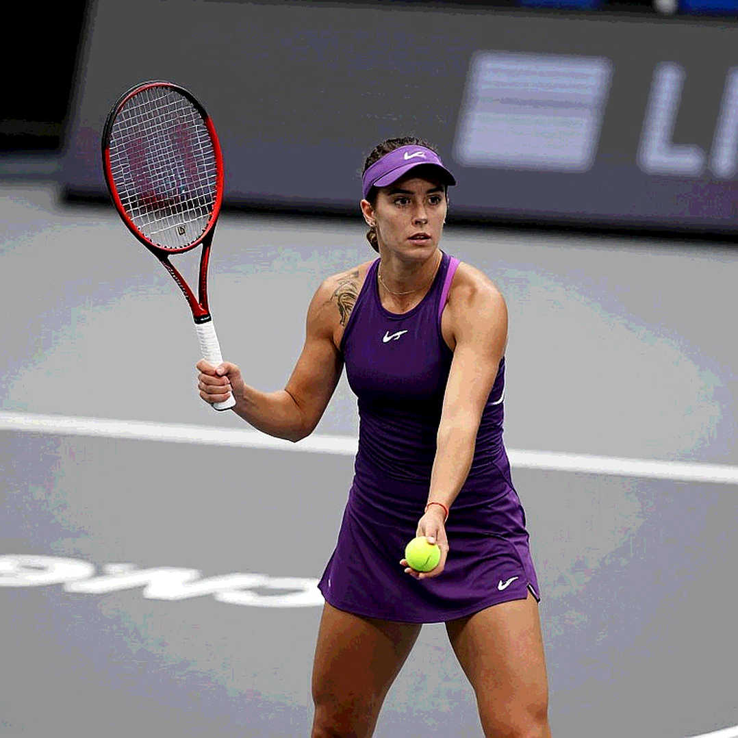 Shenzhen's Tired Calendar: Italy Survived on Doubles, China Fell on a Single Star