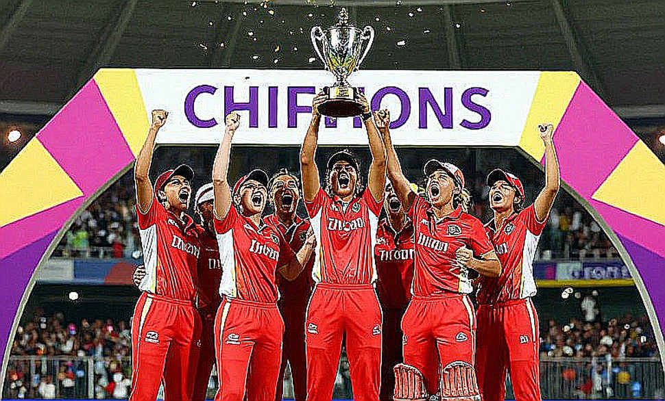 শারজার ৪৮ ঘণ্টা: মেহেদীর ফিটনেস নয়, বাংলাদেশের আসল ফাঁক স্কোয়াডের গভীরতায়