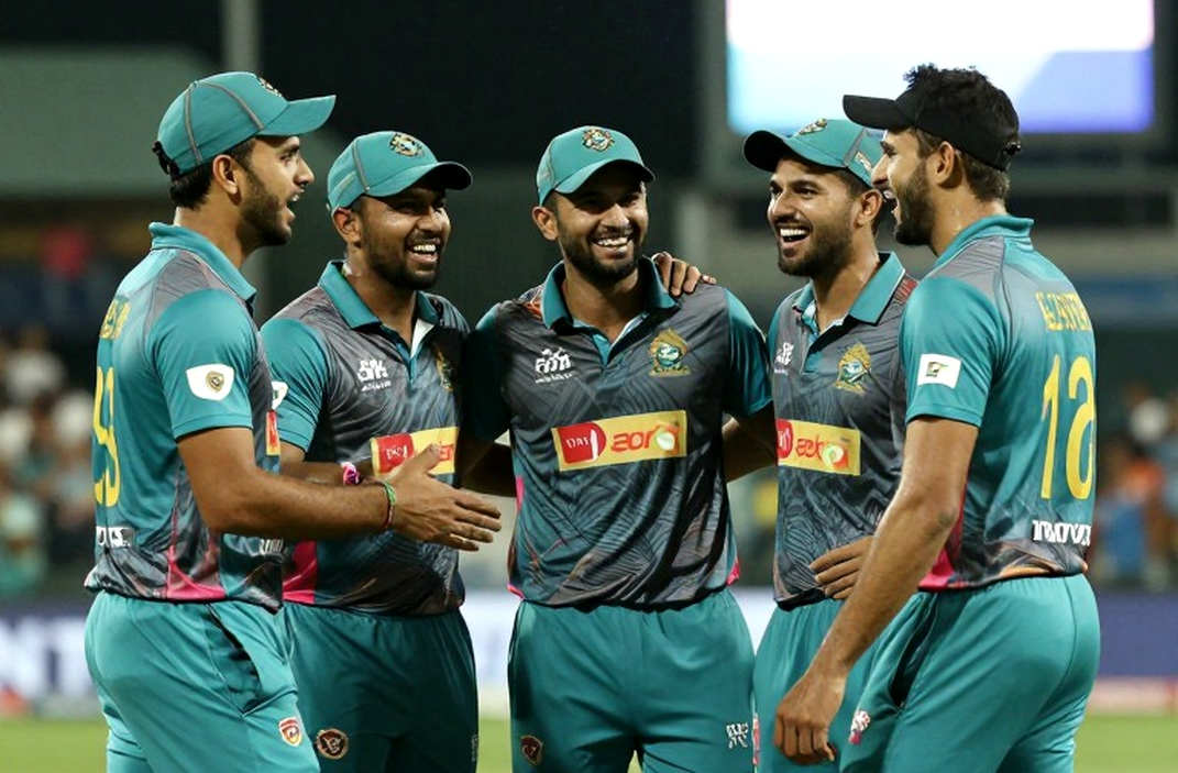 ৮৯/৩ থেকে ১১১: ইরানি কাপে ২২ রানে সাত উইকেটের ধস, আর প্রথম শ্রেণির ক্রিকেটের নিরুত্তর সেশন
