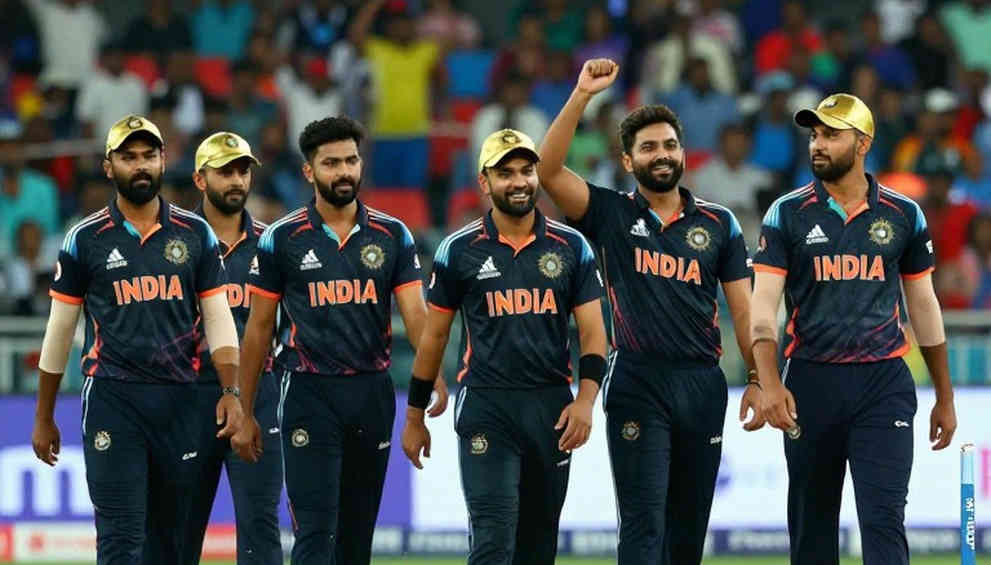আশি বছরের ব্লক: ইন্দোরের মাঠে অপরিবর্তনীয় এক আম্পায়ার-লেজার