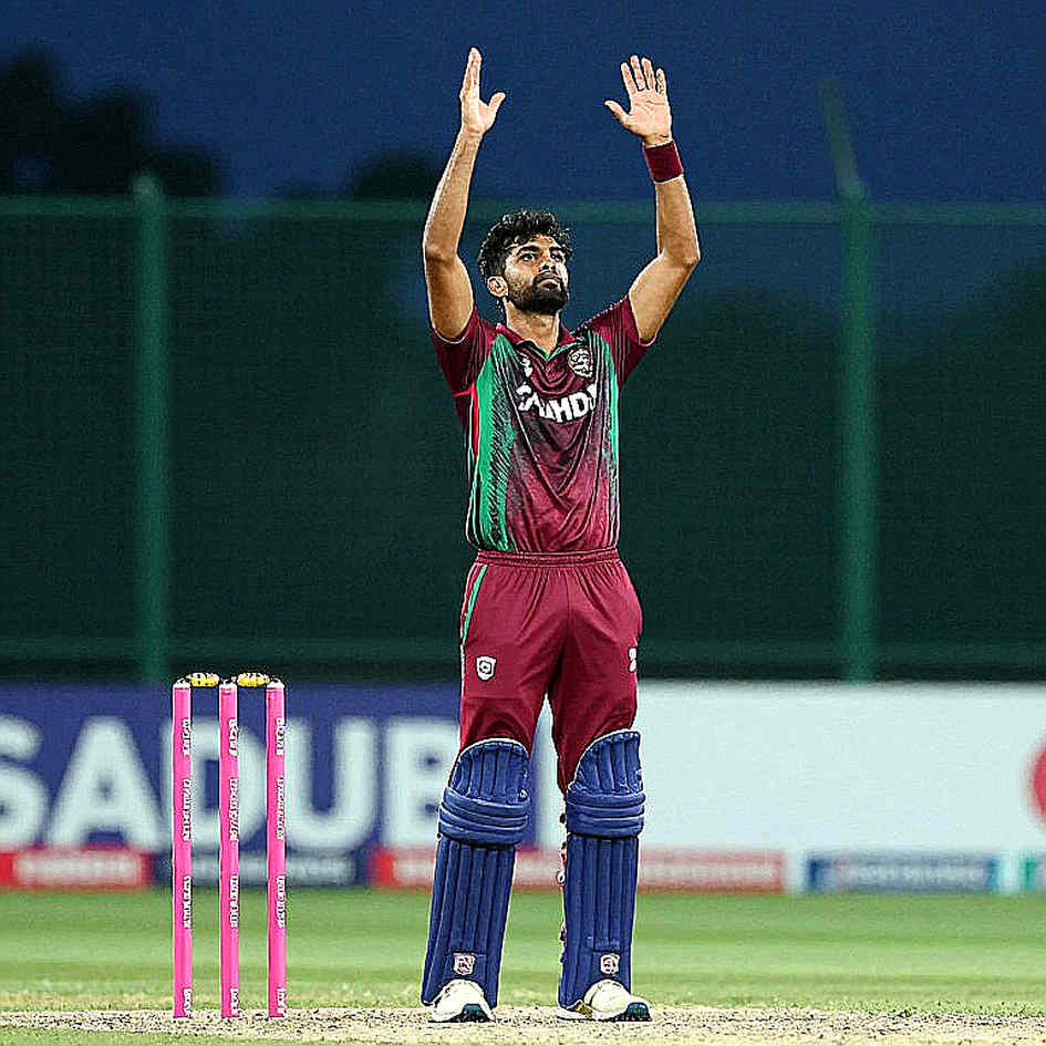 নিউল্যান্ডসে কামিন্সের ‘আহমেদাবাদ নকল’: ২৮৮ রানের পাহাড়, রাফের ফাঁদ আর একটি অসম্ভব তাড়া