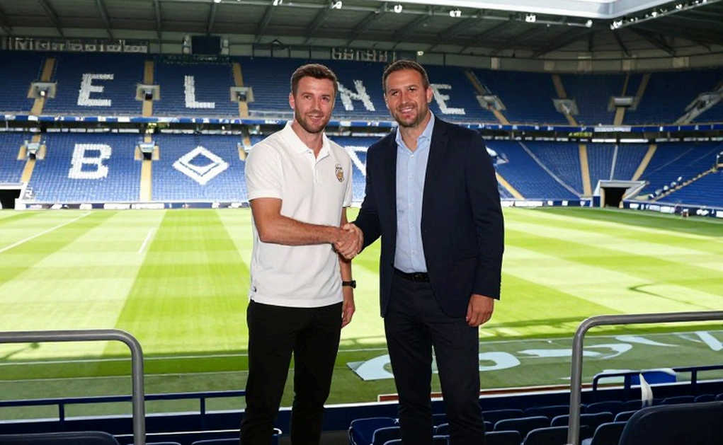The Injury That Wasn't Sudden: Van Hecke, the International Break, and Tottenham's Arithmetic Gap The Injury That Wasn't Sudden: Van Hecke, the International Break, and Tottenham's Arithmetic Gap